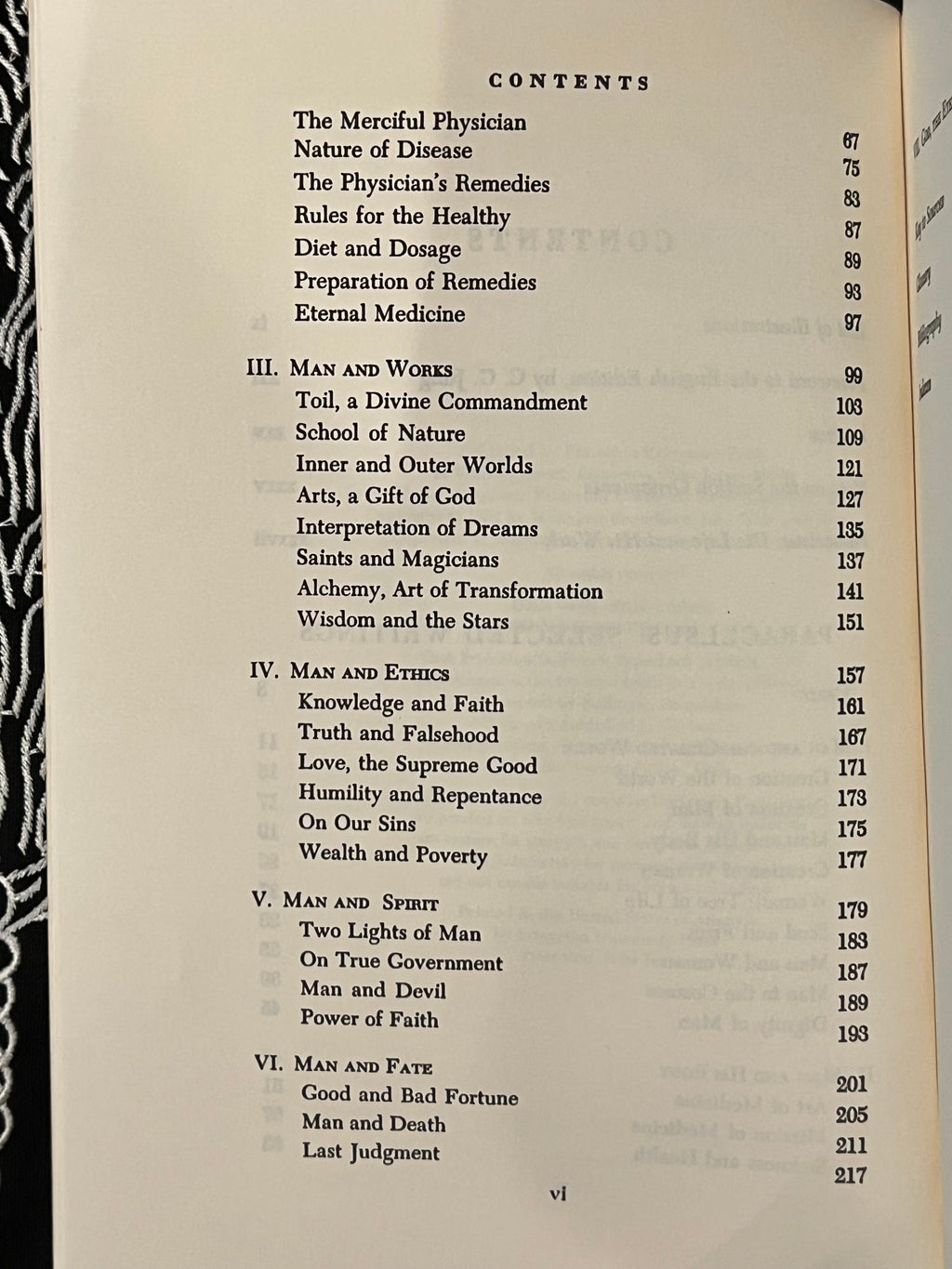 A printed table of contents page from a book, showing chapter titles and page numbers on an off-white page with a dark decorative border on the left.